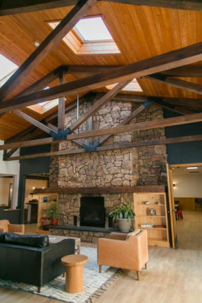 LOGE Wolf Creek